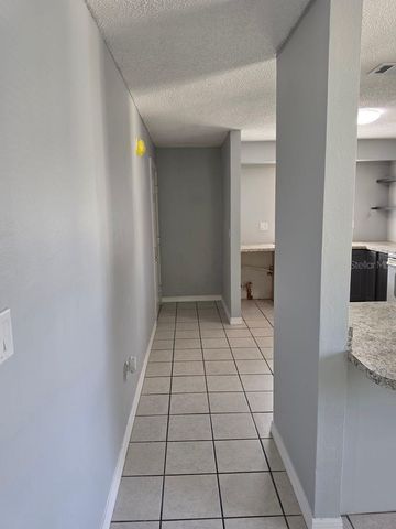 2526 S OAK AVENUE A, Sanford, FL 32773
