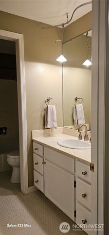 3925 SW 317 th Street, Federal Way, WA 98023
