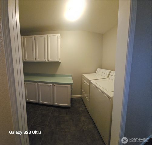3925 SW 317 th Street, Federal Way, WA 98023