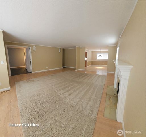 3925 SW 317 th Street, Federal Way, WA 98023