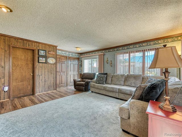 11817 Moran Street, Taylor, MI 48180
