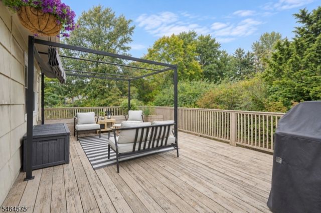 1 Syme Ave, West Orange Twp., NJ 07052