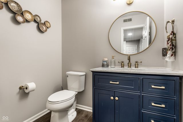 9449 Maple Way, Indianapolis, IN 46268