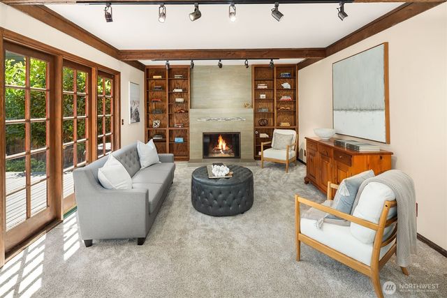 2302 126th Avenue NE, Bellevue, WA 98005