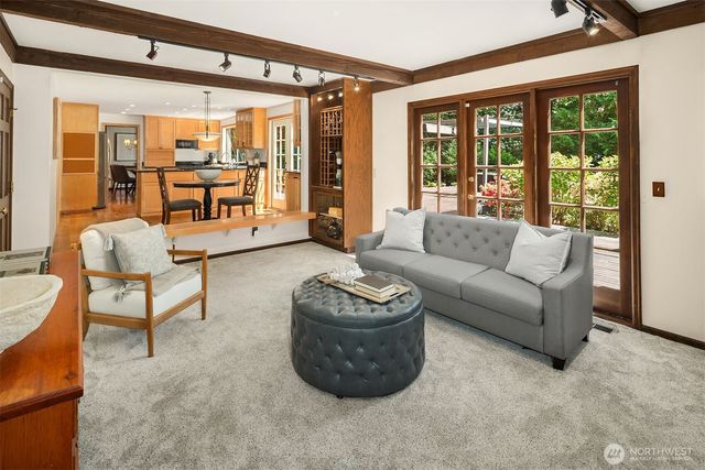 2302 126th Avenue NE, Bellevue, WA 98005