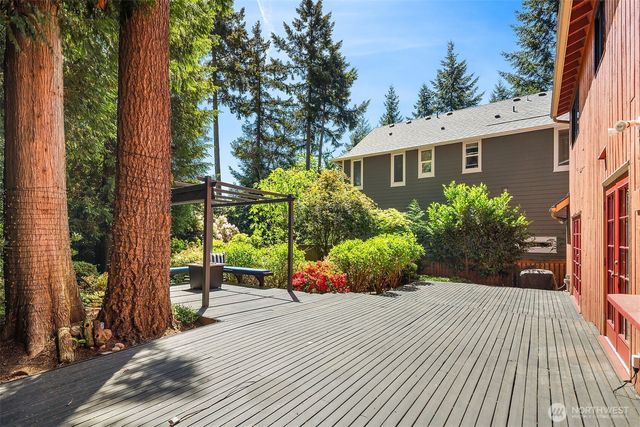 2302 126th Avenue NE, Bellevue, WA 98005