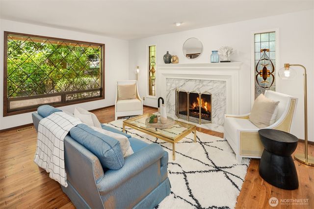 2302 126th Avenue NE, Bellevue, WA 98005