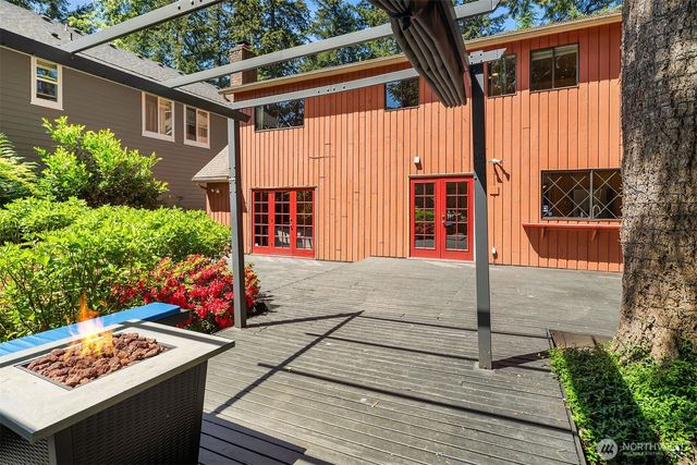 2302 126th Avenue NE, Bellevue, WA 98005