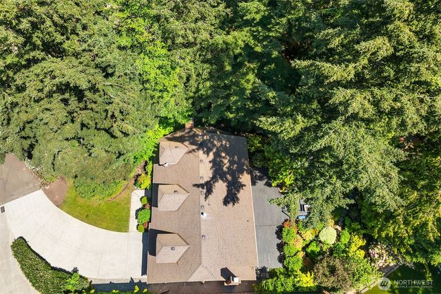 2302 126th Avenue NE, Bellevue, WA 98005
