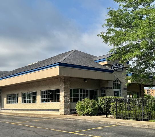1787 W Algonquin Road 2A, Mount Prospect, IL 60056