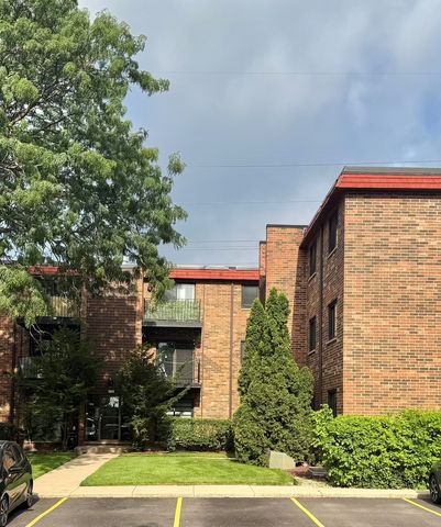 1787 W Algonquin Road 2A, Mount Prospect, IL 60056