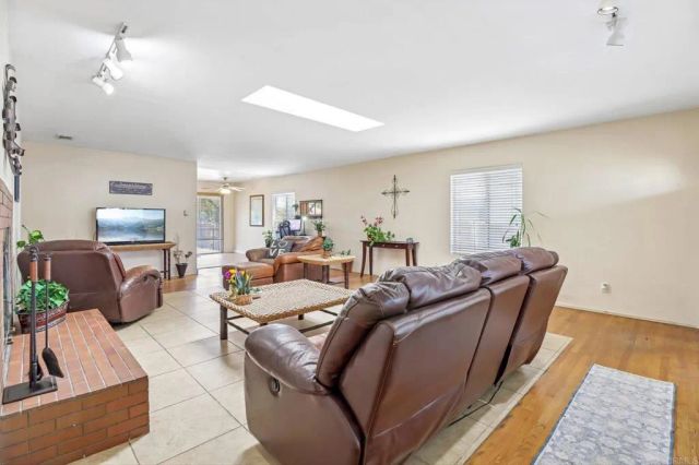 1385 Marline Avenue, El Cajon, CA 92021