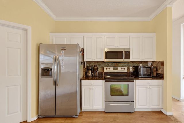 6871 NW Hogate Circle, Port St. Lucie, Port St Lucie, FL 34983