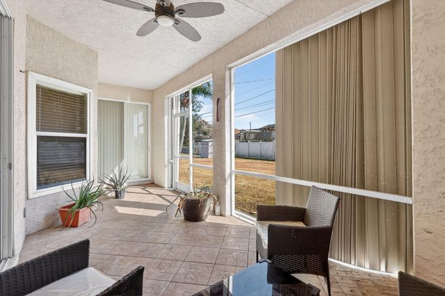 6871 NW Hogate Circle, Port St. Lucie, Port St Lucie, FL 34983