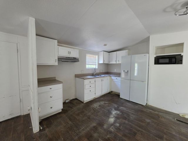 1106 Greenbelt Dr Drive, Cleveland, TX 77328