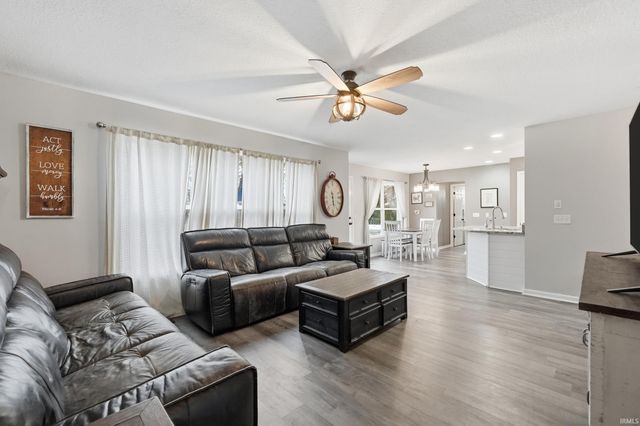 13924 Messenger Bay, Fort Wayne, IN 46845