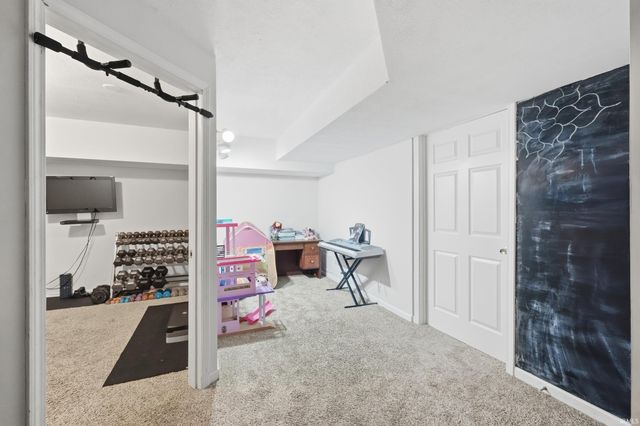 13924 Messenger Bay, Fort Wayne, IN 46845