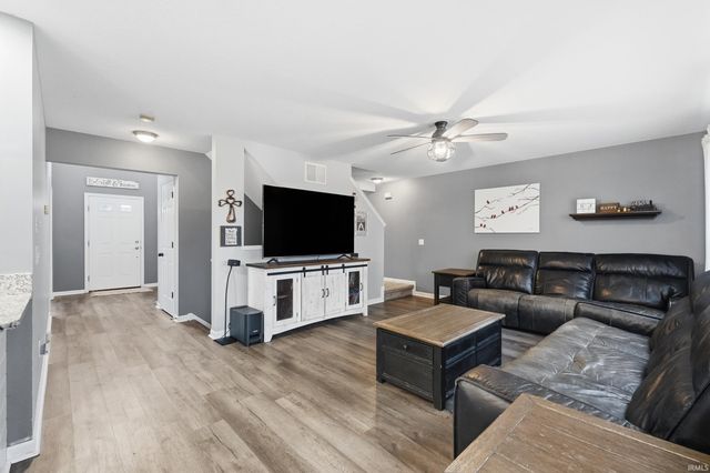 13924 Messenger Bay, Fort Wayne, IN 46845