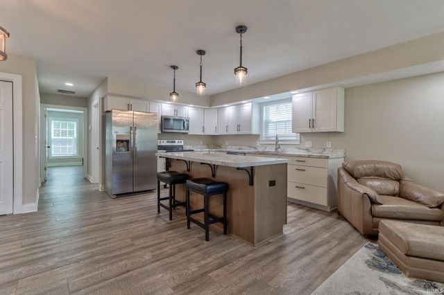 713 E Powell Avenue, Evansville, IN 47713