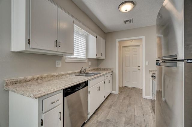 1528 Apollo Road, Edmond, OK 73003