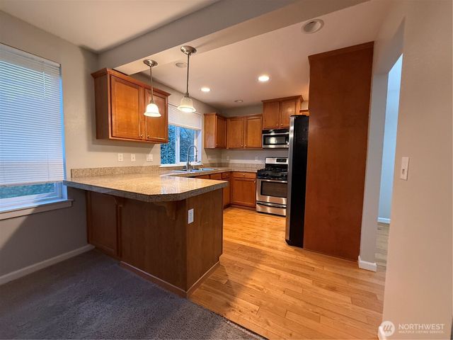 4158 SE Fairway Circle, Port Orchard, WA 98366