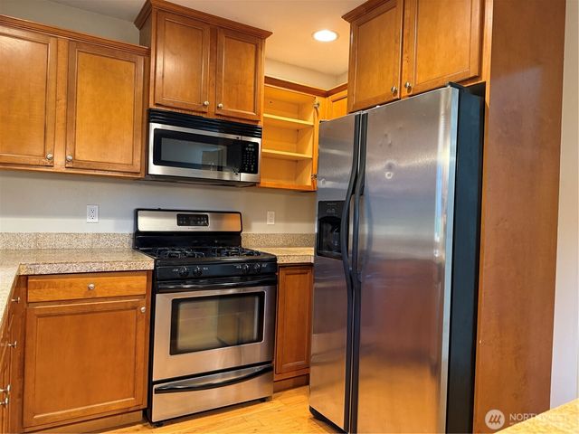 4158 SE Fairway Circle, Port Orchard, WA 98366