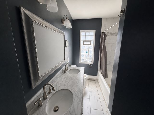 8627 S Colfax Avenue, Chicago, IL 60617