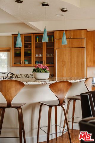 2208 Westridge Road, Los Angeles, CA 90049