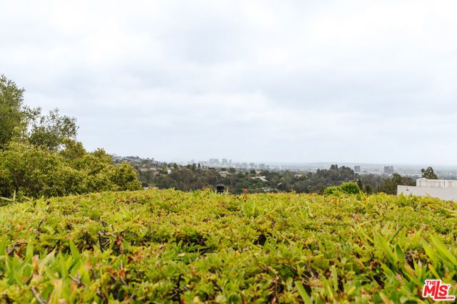 2208 Westridge Road, Los Angeles, CA 90049