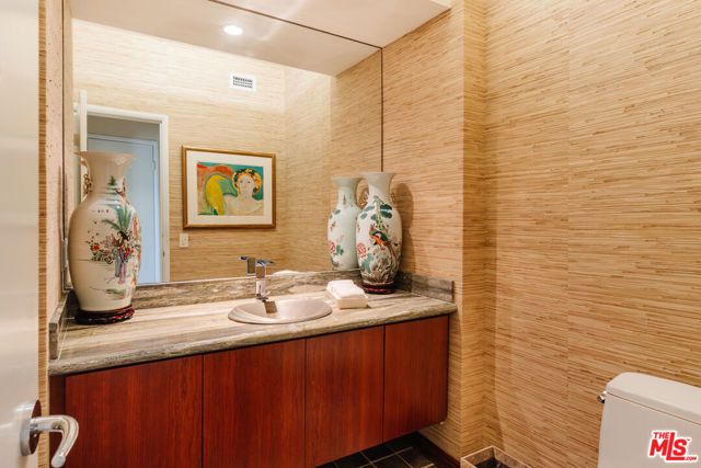 2208 Westridge Road, Los Angeles, CA 90049