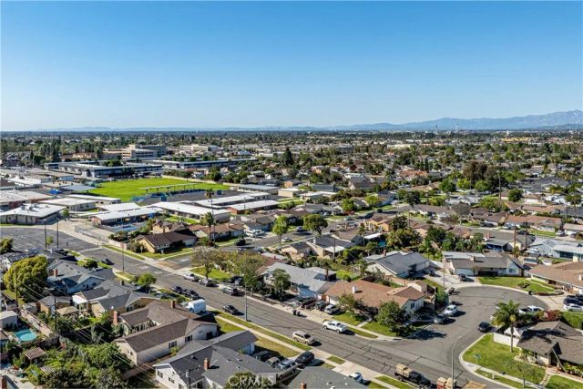 2869 W Stonybrook Drive, Anaheim, CA 92804