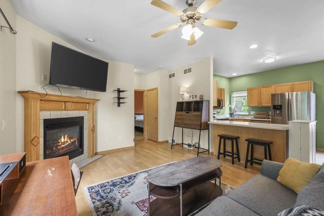 1906 Northwestern Avenue, Madison, WI 53704
