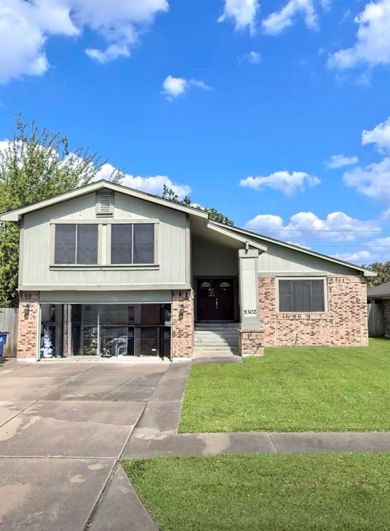 5302 Gladeside Drive, Katy, TX 77449