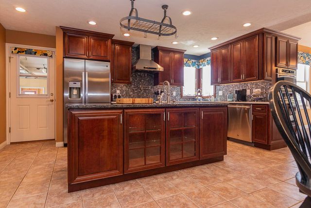47679 Woodfield Circle, Mattawan, MI 49071