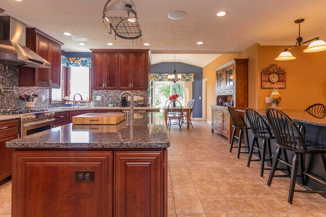 47679 Woodfield Circle, Mattawan, MI 49071
