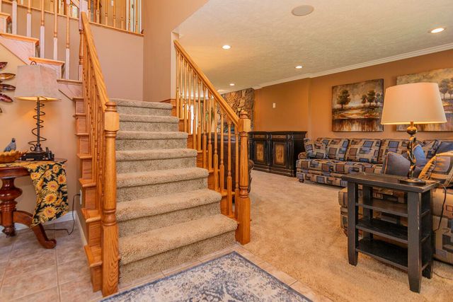 47679 Woodfield Circle, Mattawan, MI 49071