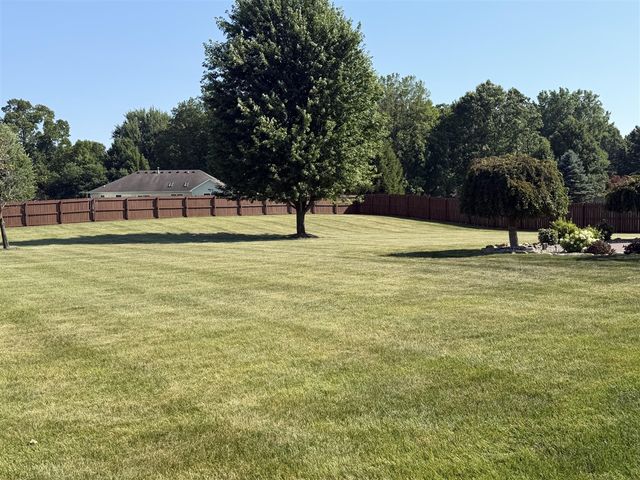 47679 Woodfield Circle, Mattawan, MI 49071