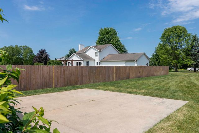 47679 Woodfield Circle, Mattawan, MI 49071