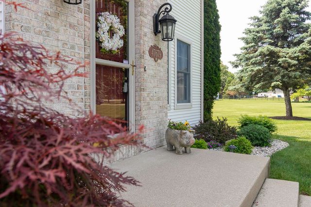 47679 Woodfield Circle, Mattawan, MI 49071