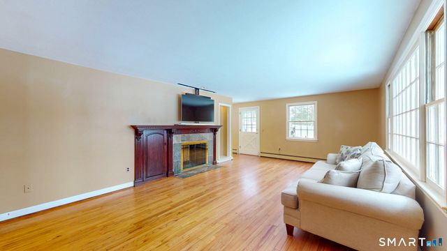 197 Foote Road, Glastonbury, CT 06073