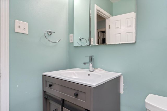 126 NW Holmes Boulevard, Fort Walton Beach, FL 32548