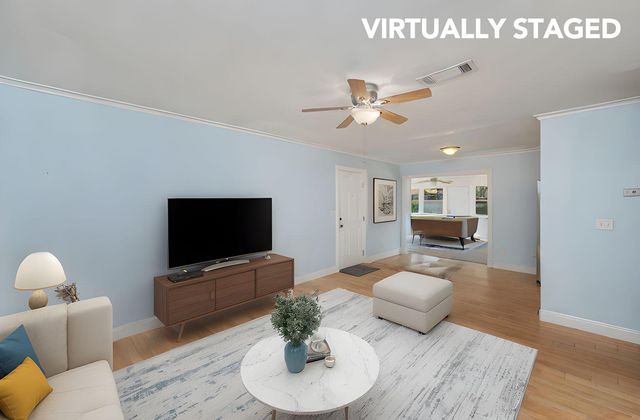 126 NW Holmes Boulevard, Fort Walton Beach, FL 32548