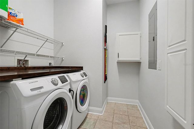 605 MANATEE DRIVE, Ruskin, FL 33570