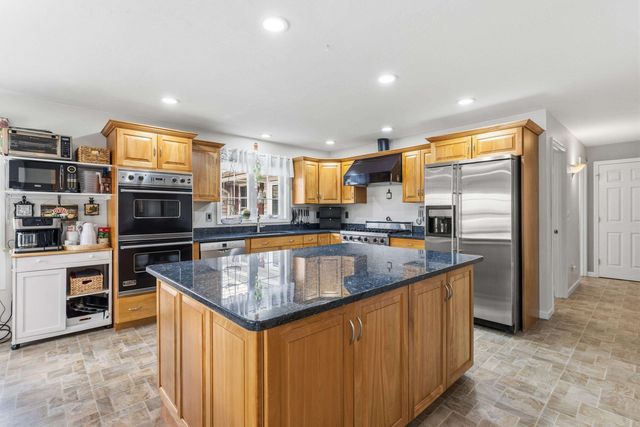 343 Northwest Road, Canterbury, NH 03224