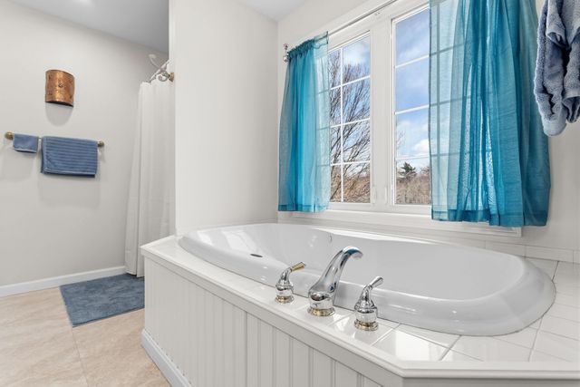 343 Northwest Road, Canterbury, NH 03224