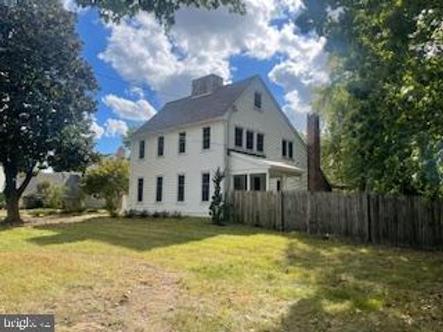 1102 BARNESDALE RD, West Deptford, NJ 08096
