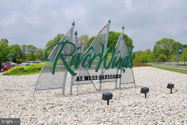 1102 BARNESDALE RD, West Deptford, NJ 08096