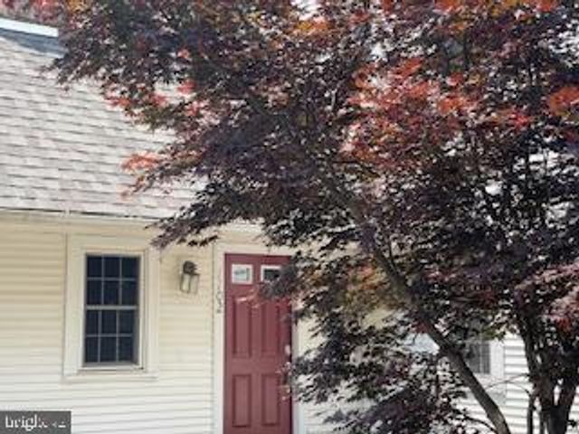1102 BARNESDALE RD, West Deptford, NJ 08096
