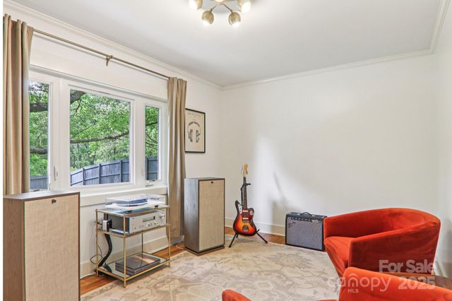 445 Chunns Cove Road A, Asheville, NC 28805
