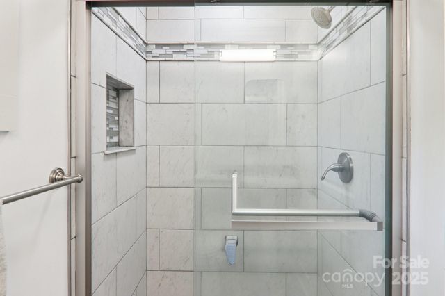 445 Chunns Cove Road A, Asheville, NC 28805